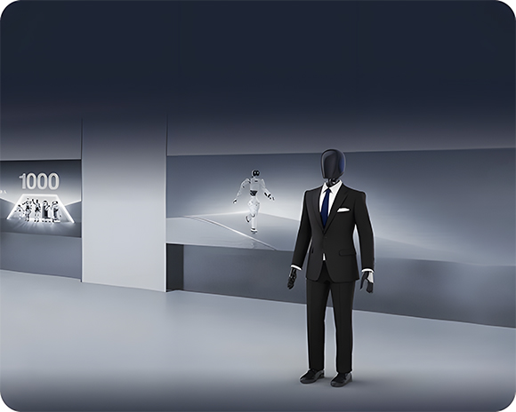 展示ホールの優秀ガイド